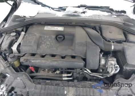 2014 Volvo S60 T6 R-Design from USA, damaged, VIN YV1902FH8E1282156